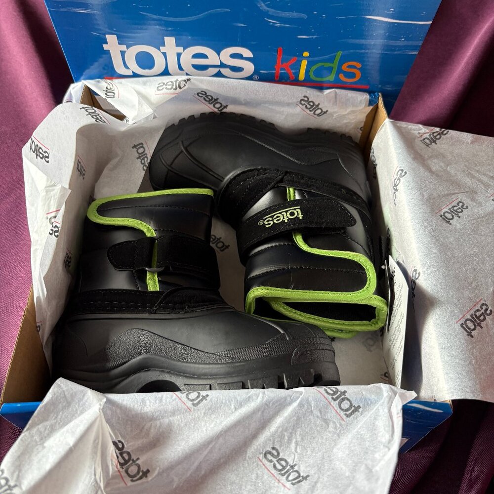 Totes Kids Cody Winter Boots Black Lime Size 9T Toddler Snow Boots NWT